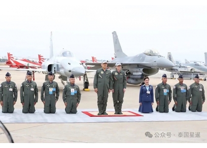 2025–03-07 泰国空军88周年庆：国王王后亲临观摩